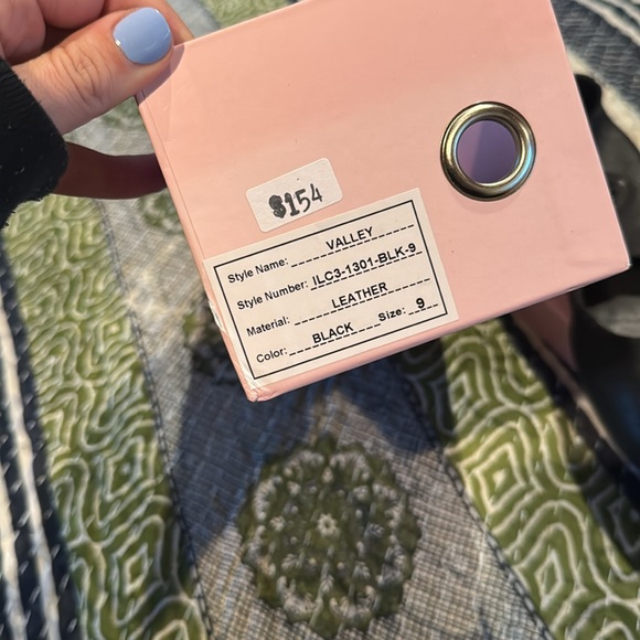 Valley Tie Flats - Picture 4 of 5